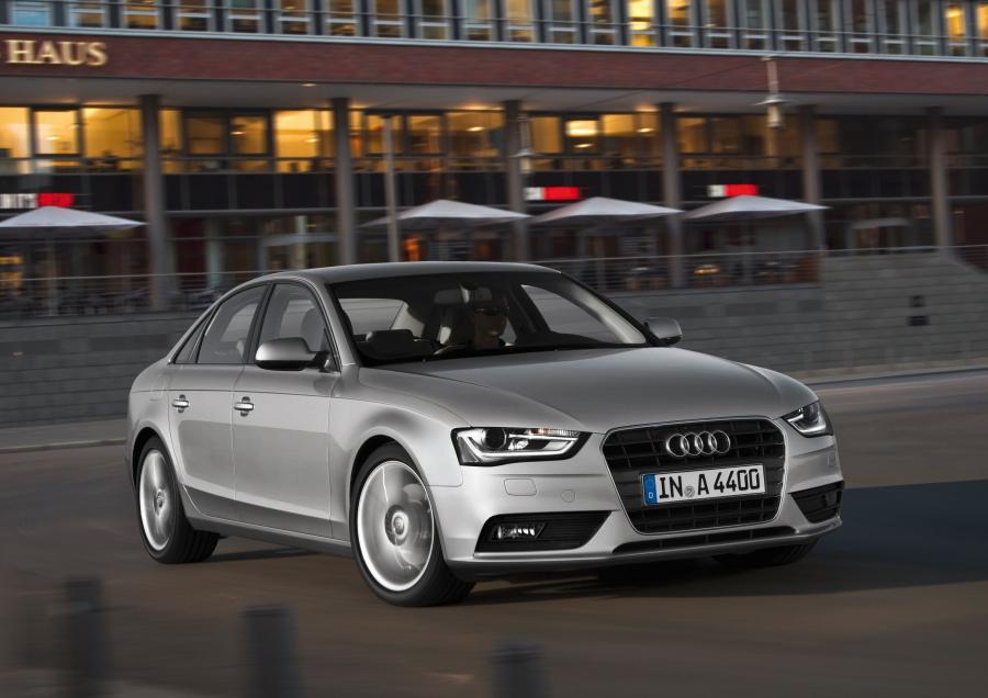  Audi A4 2.0T Sedan (B8, 8K) 2012 года  (фото 6 из 19)
